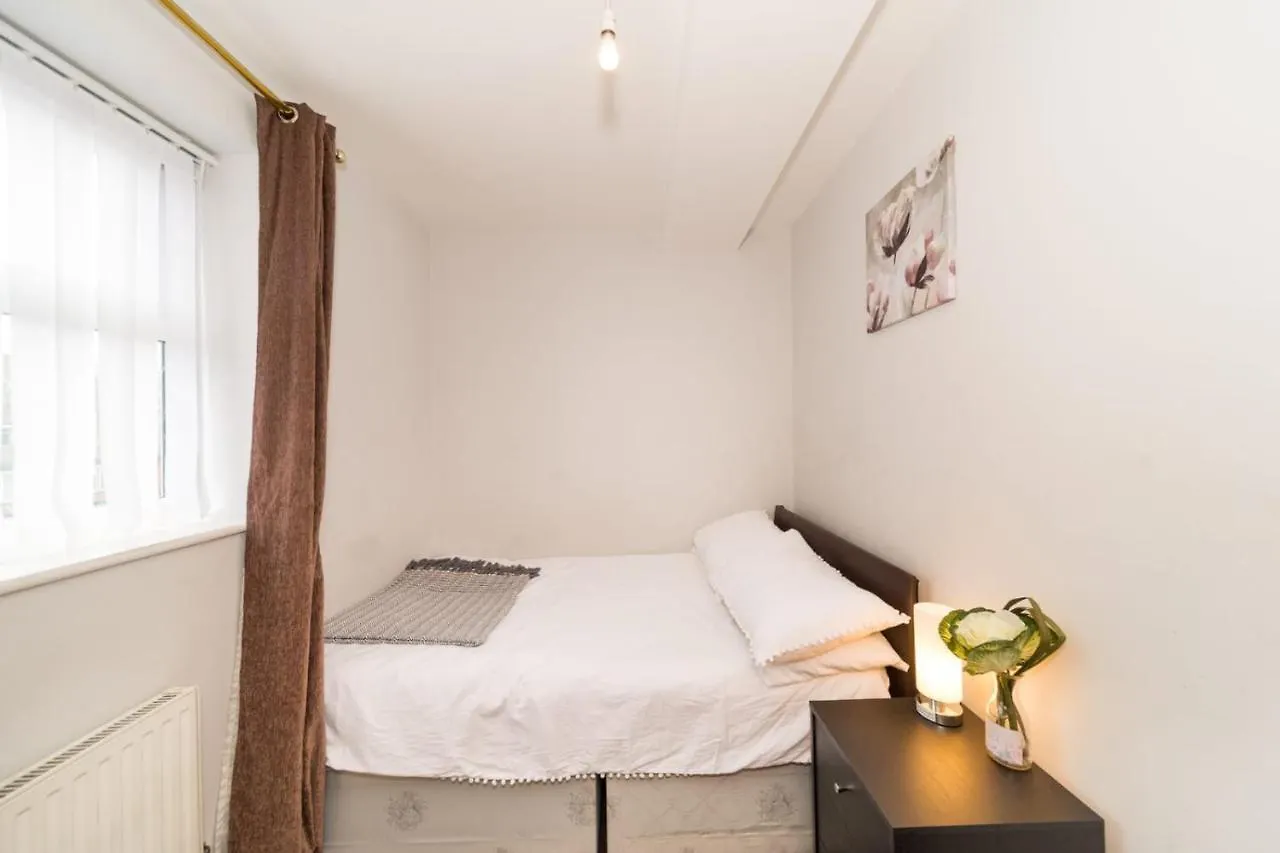 Tower Bridge Apartment London United Kingdom